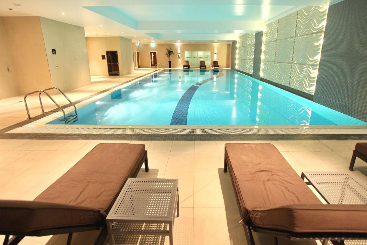 Crowne Plaza Reading Hotel Buitenkant foto