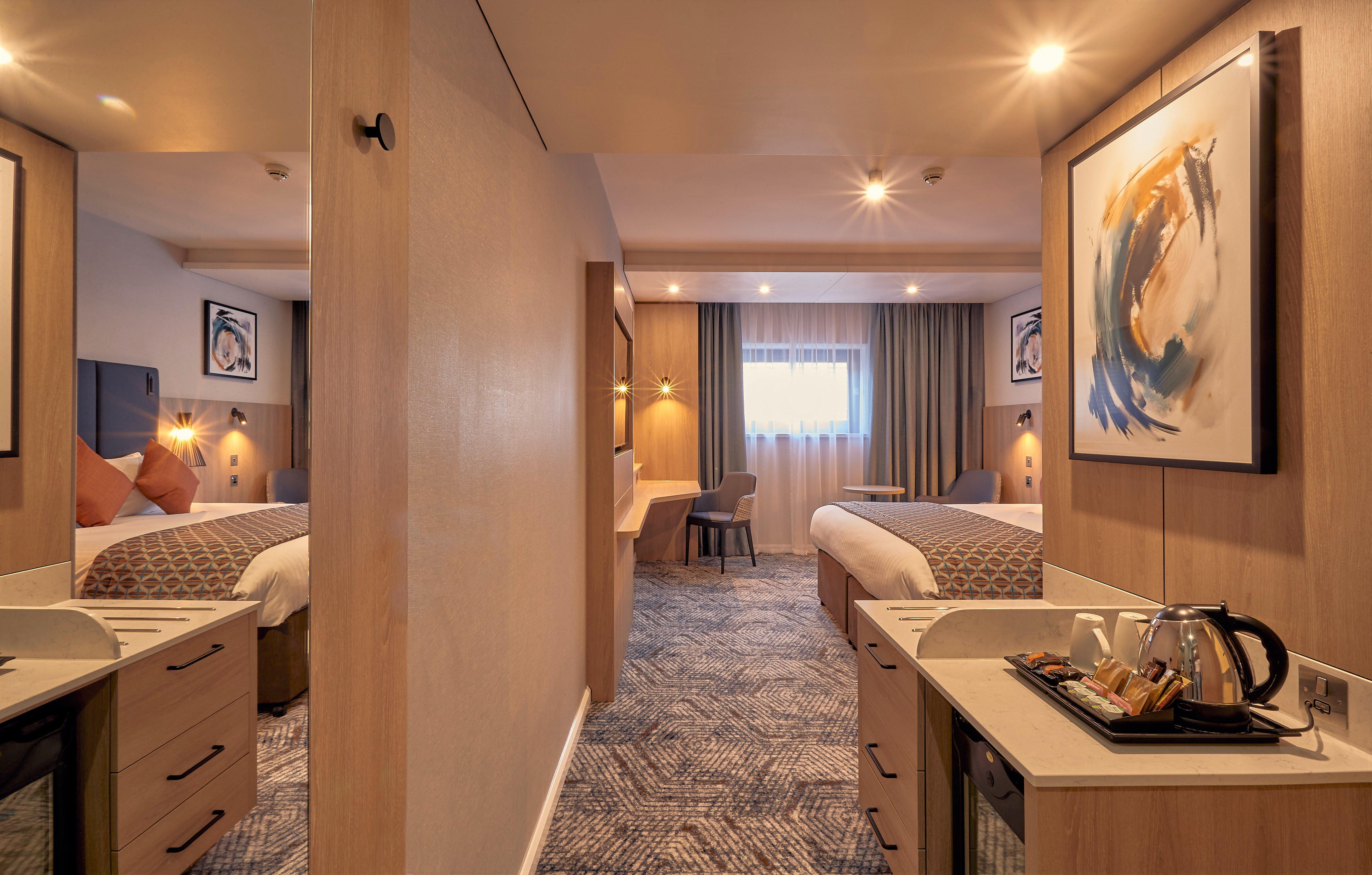 Crowne Plaza Reading Hotel Buitenkant foto