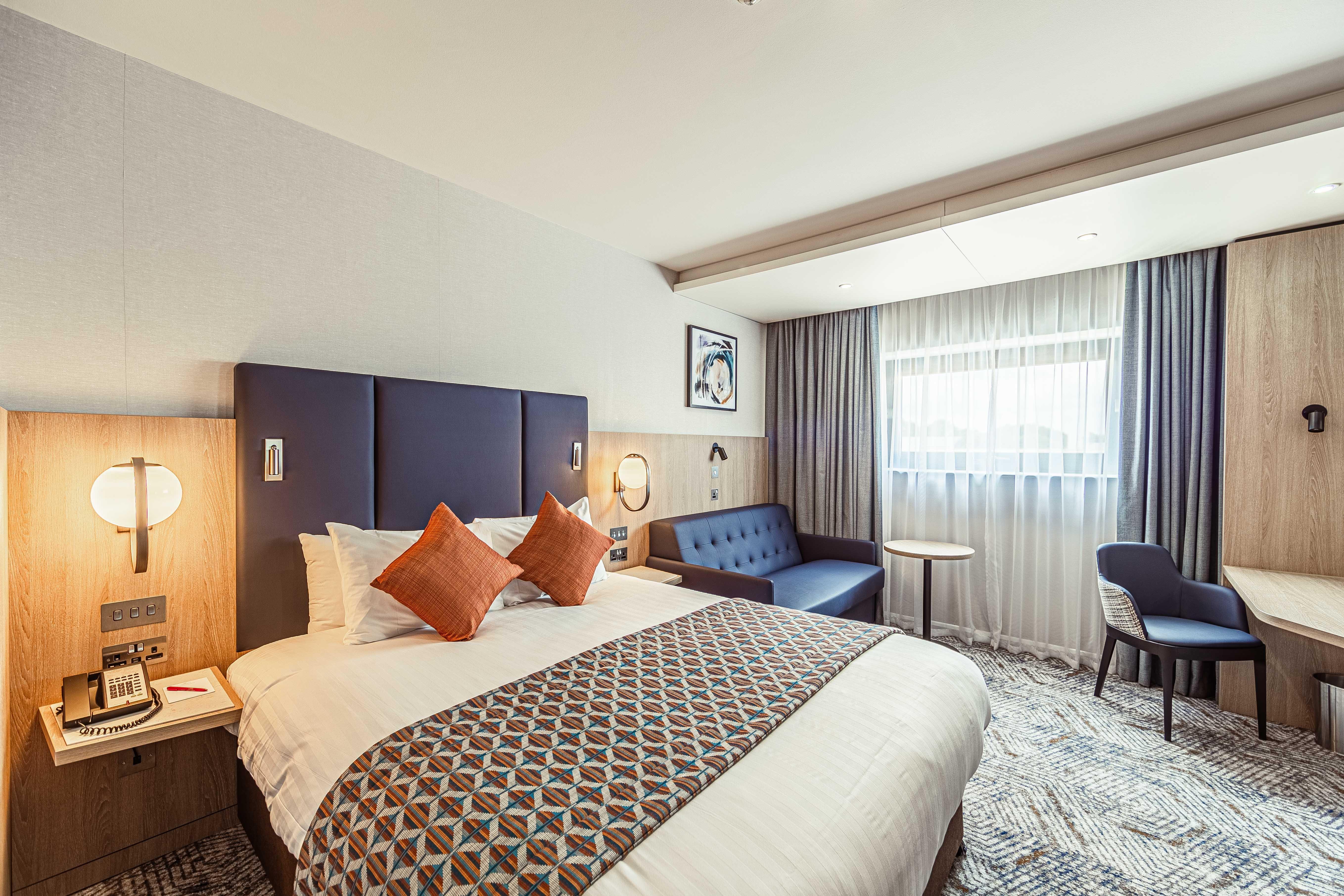 Crowne Plaza Reading Hotel Buitenkant foto