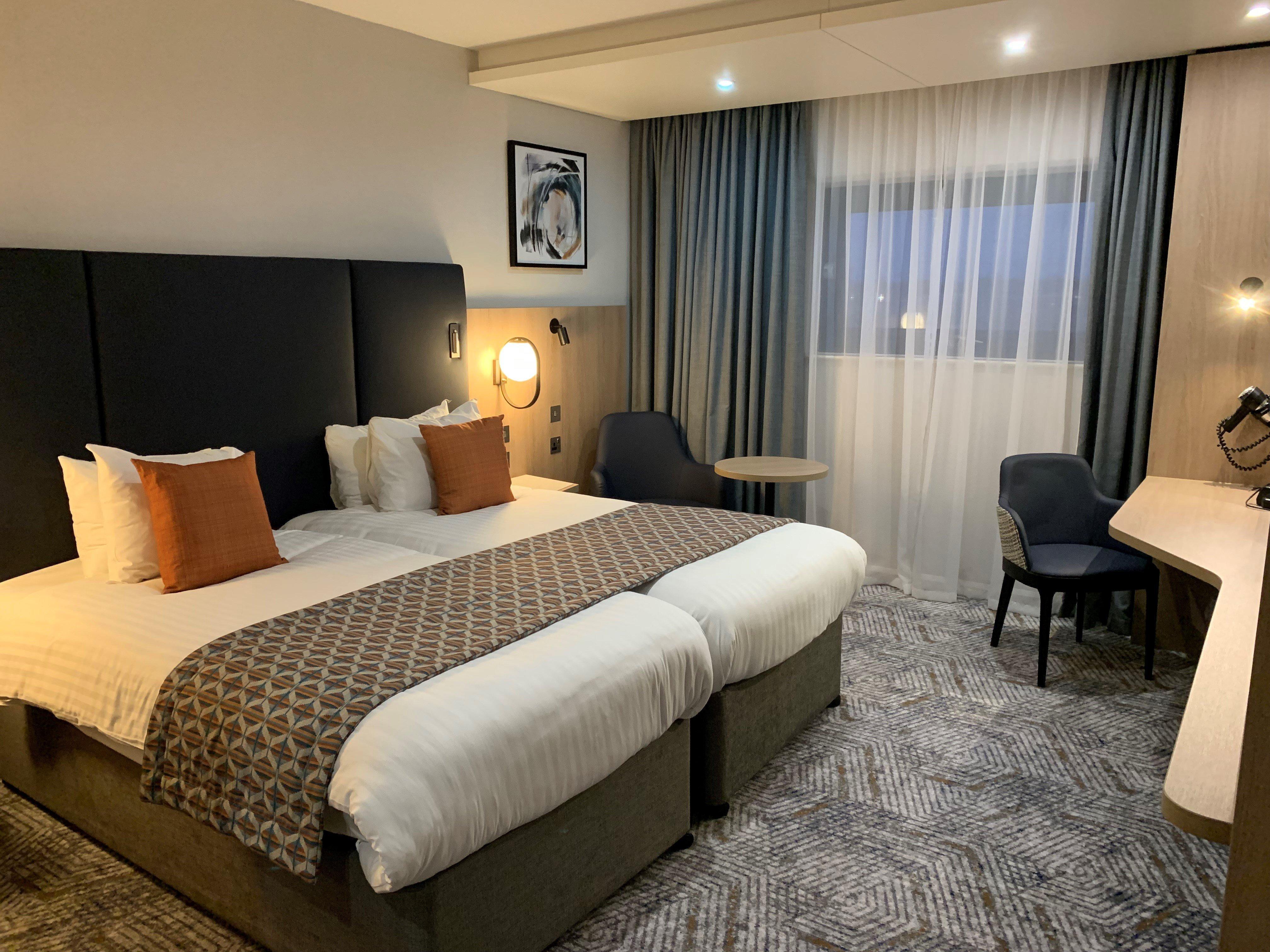 Crowne Plaza Reading Hotel Buitenkant foto
