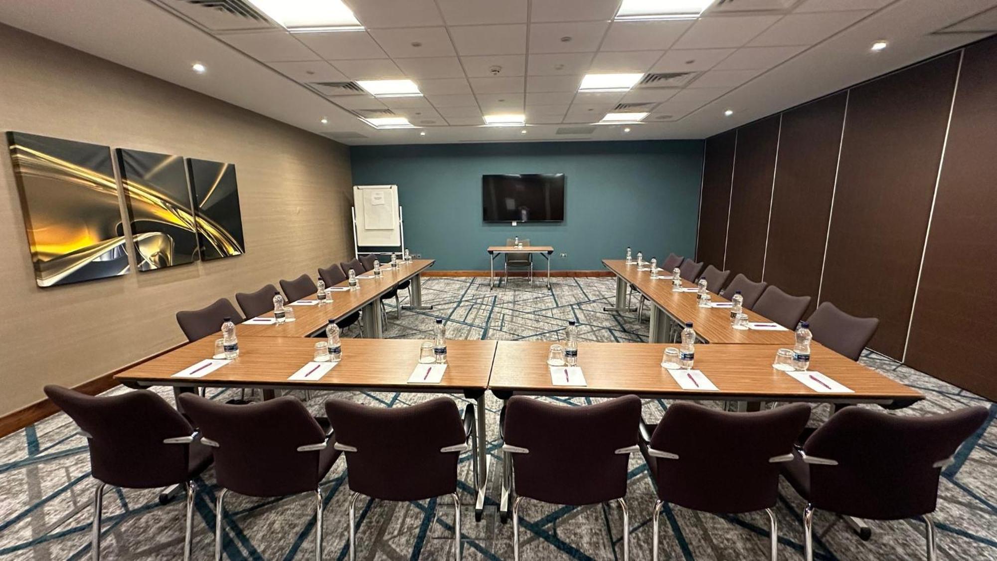Crowne Plaza Reading Hotel Buitenkant foto